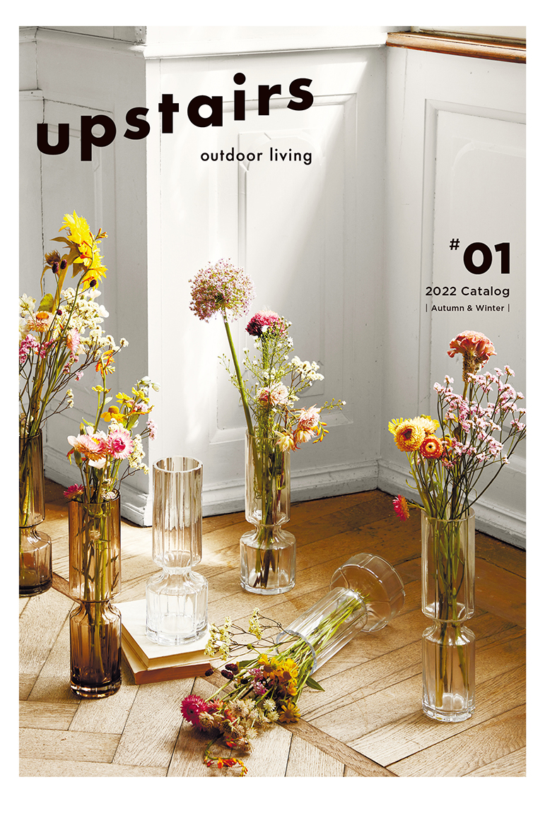 upstairs 2022fw 表紙